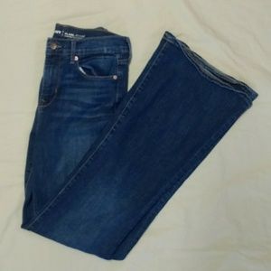 Old Navy Stretch Flair Jeans Size 4